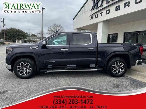 Used 2023 GMC Sierra 1500 SLT w/ SLT Premium Package image 8