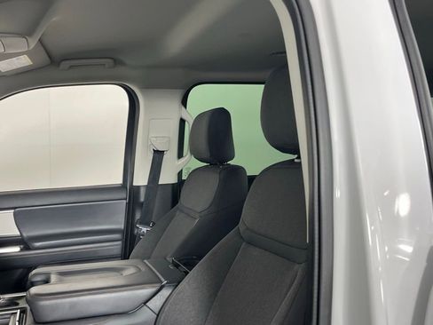 Used 2025 Ford Expedition Active image 20