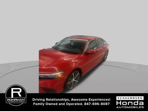 Used 2024 Honda Civic Touring image 2