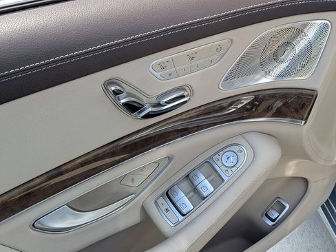Used 2015 Mercedes-Benz S 550 Sedan image 16