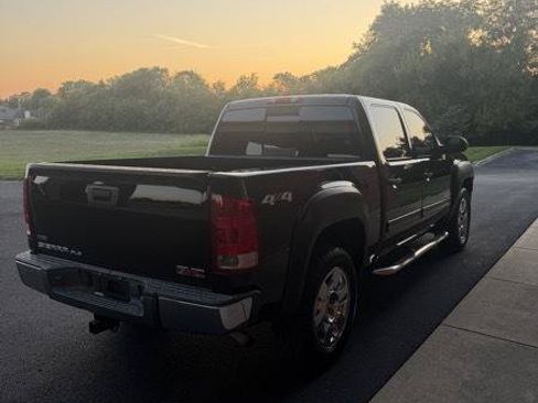 Used 2009 GMC Sierra 1500 SLE w/ Power Pack Plus AWD/4WD image 5