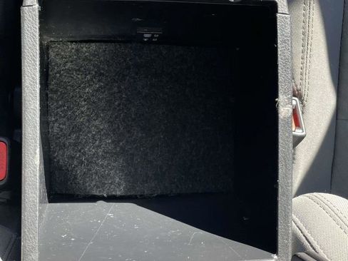 Used 2022 Toyota Tacoma SR5 image 29