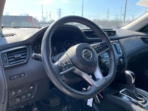 Used 2020 Nissan Rogue S w/ Special Edition Package image 15