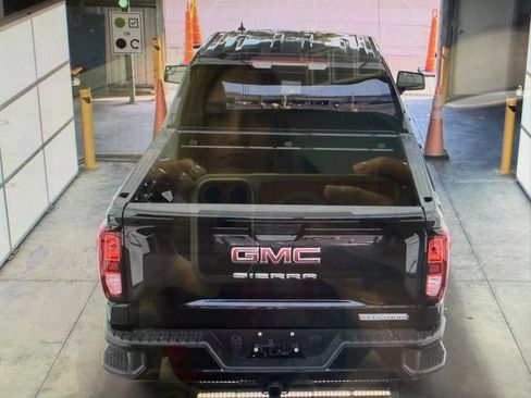 Used 2025 GMC Sierra 1500 Elevation AWD/4WD image 5