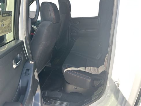 Used 2023 Nissan Frontier PRO-4X w/ Tow Package AWD/4WD image 14
