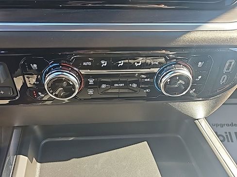 New 2026 GMC Sierra 2500 SLT w/ SLT Premium Package image 24