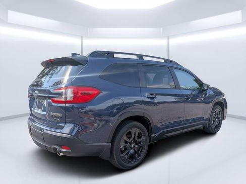 Certified 2025 Subaru Ascent Bronze Edition AWD/4WD image 3