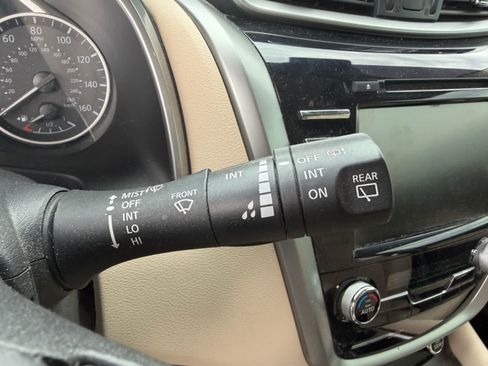Certified 2021 Nissan Murano Platinum w/ Cargo Package FWD image 12