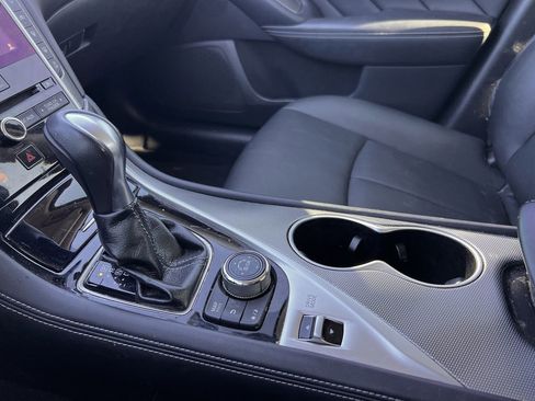 Used 2017 INFINITI Q50 Signature Edition w/ Cargo Package (L95) image 19