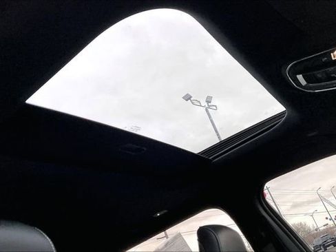 Used 2025 Jeep Grand Cherokee L Altitude image 17