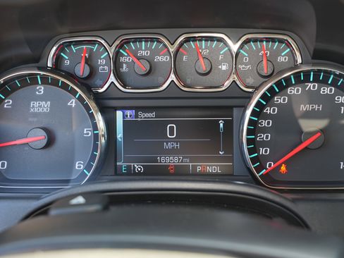 Used 2019 Chevrolet Silverado 1500 LT AWD/4WD image 27