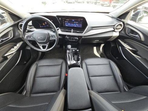Used 2024 Chevrolet Trax ACTIV FWD image 31