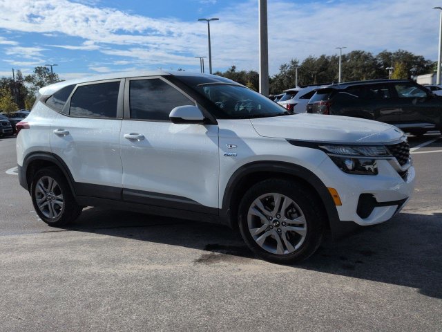 Certified 2021 Kia Seltos LX AWD/4WD image 1