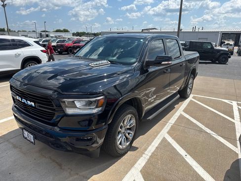 Used 2021 RAM 1500 Laramie w/ Sport Appearance Package AWD/4WD image 2