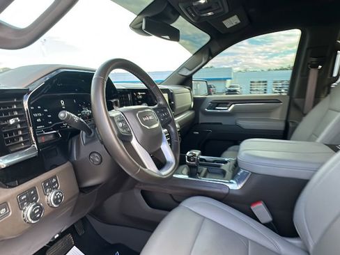 Used 2023 GMC Sierra 1500 SLT w/ SLT Premium Plus Package image 12