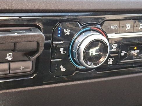 Used 2024 GMC Sierra 1500 SLT w/ SLT Premium Plus Package image 24