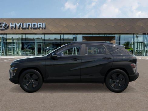 Used 2026 Hyundai Kona SEL Premium FWD image 3