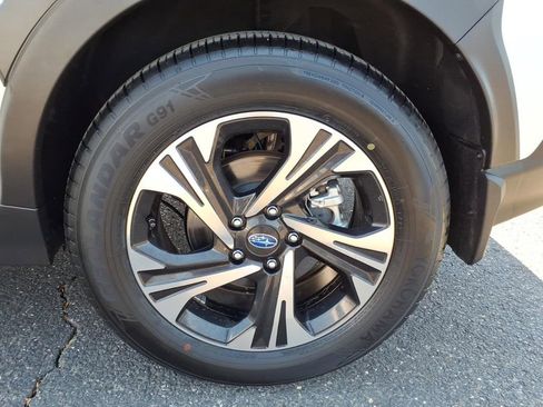 Certified 2025 Subaru Crosstrek 2.0i Premium AWD/4WD image 18