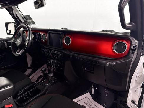 Used 2021 Jeep Wrangler Rubicon w/ Uconnect 4C Nav & Sound Group image 31