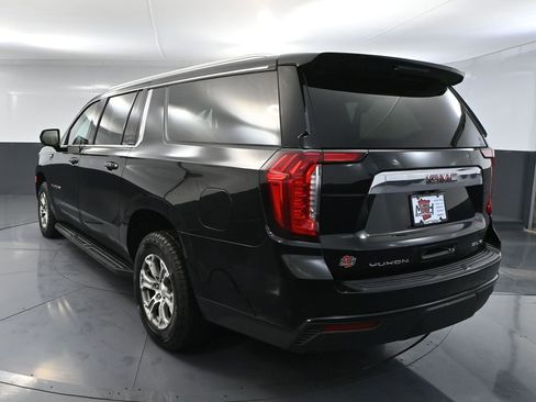 Used 2024 GMC Yukon XL SLE image 8