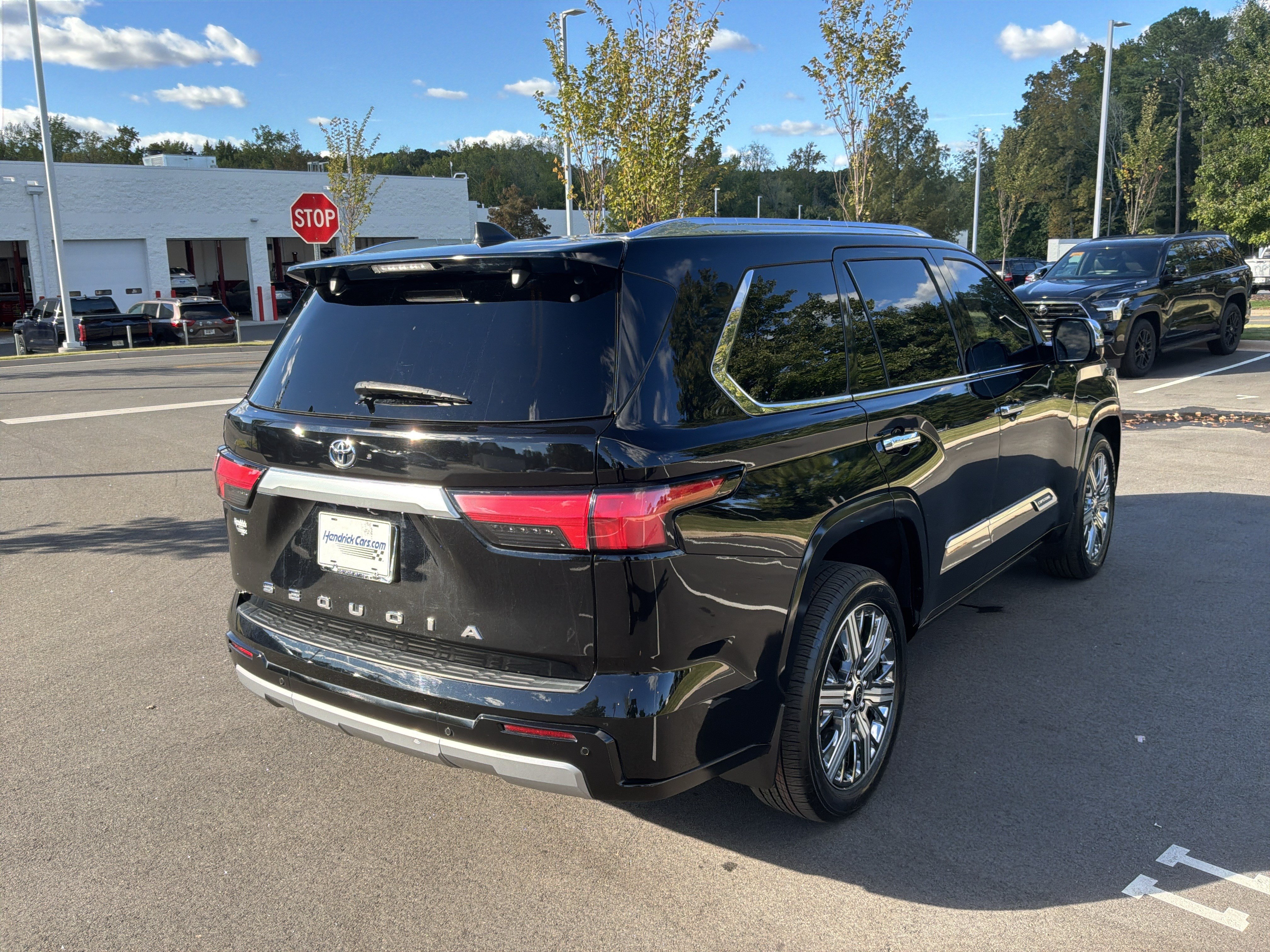 Used 2024 Toyota Sequoia Capstone AWD/4WD image 10