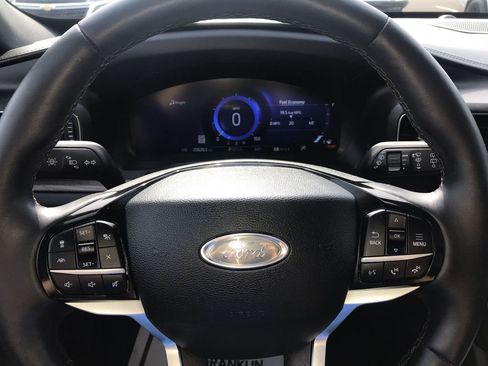 Used 2023 Ford Explorer Platinum w/ Technology Package image 14
