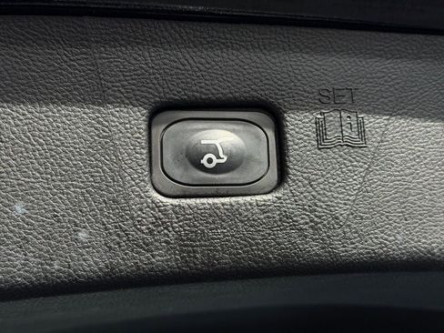 Certified 2024 Ford Edge SEL w/ Convenience Package image 18