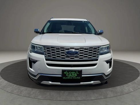Used 2019 Ford Explorer Platinum AWD/4WD image 4