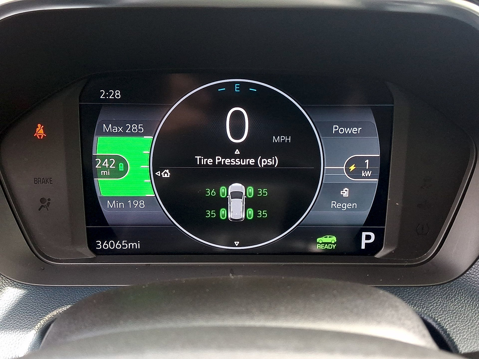 Used 2023 Chevrolet Bolt EUV Premier FWD image 13