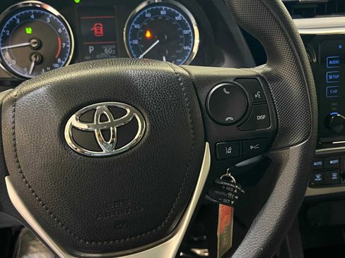 Used 2017 Toyota Corolla LE image 20