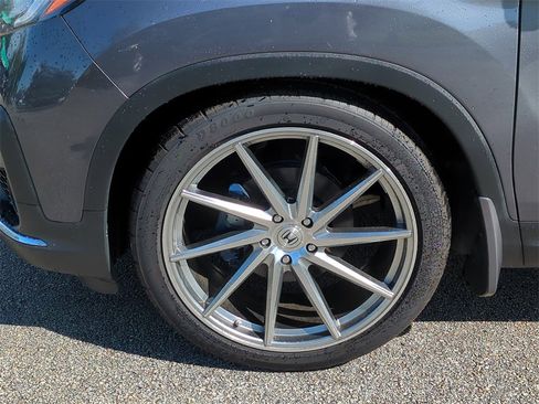 Used 2021 Honda Pilot Touring image 12