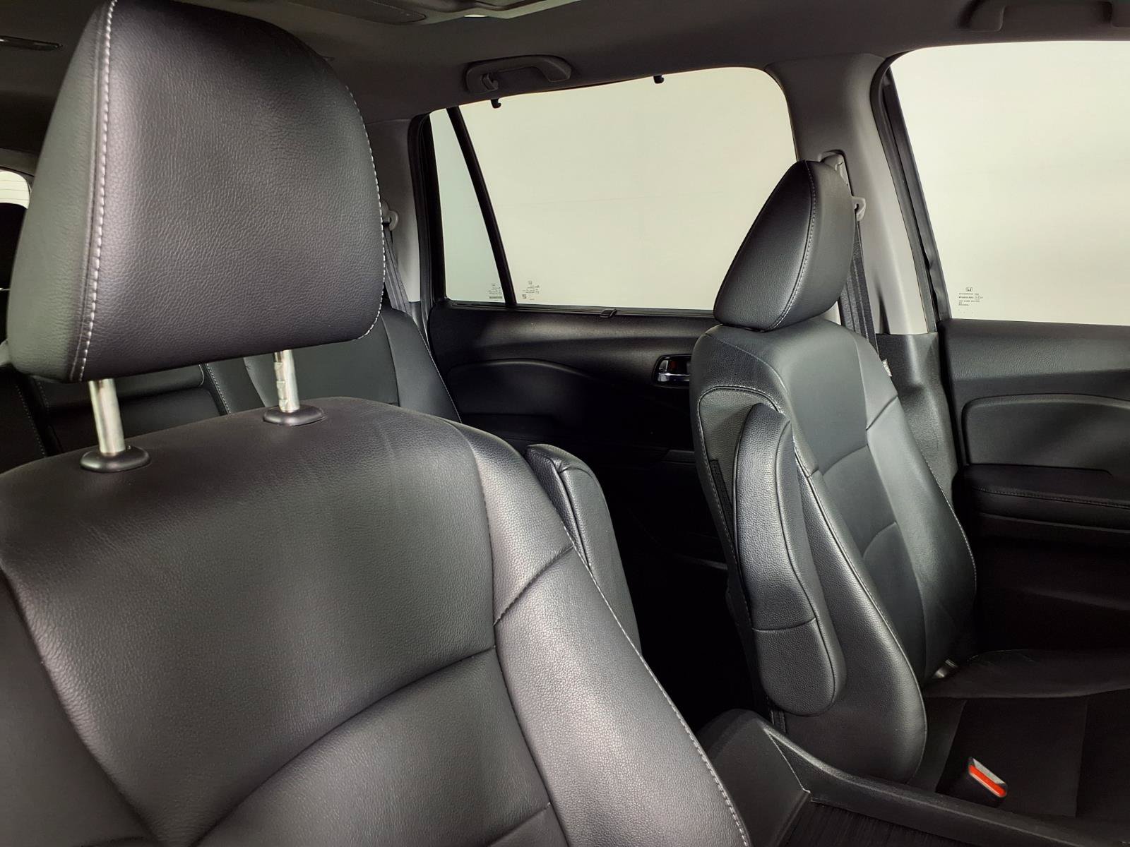 Used 2022 Honda Pilot Touring image 10