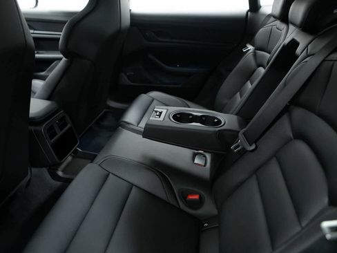 New 2026 Porsche Taycan GTS image 29