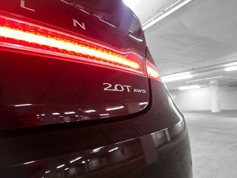 Used 2018 Lincoln MKZ Reserve w/ Luxury Package image 12