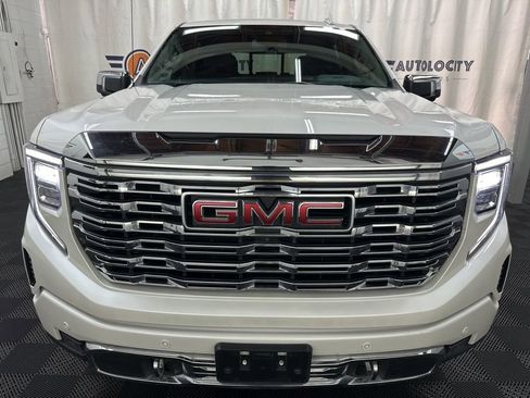 Used 2022 GMC Sierra 1500 Denali AWD/4WD image 4