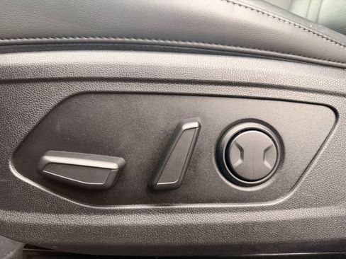 Certified 2024 Kia Sorento S FWD image 12