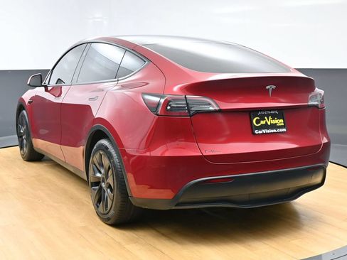 Used 2024 Tesla Model Y Long Range RWD image 6