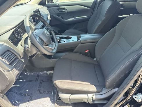 Used 2026 Nissan Rogue S FWD image 14
