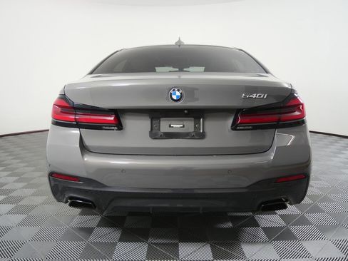 Used 2022 BMW 540i w/ M Sport Package image 4