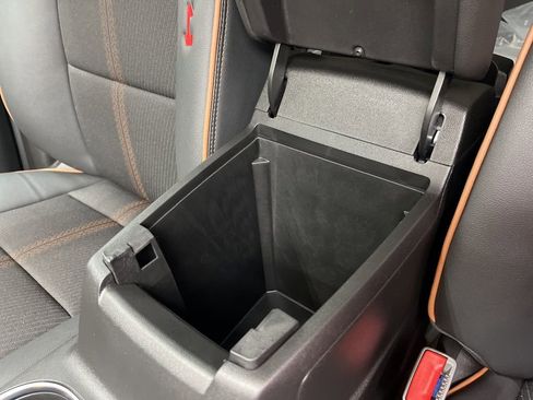 New 2026 GMC Canyon AT4 AWD/4WD image 19