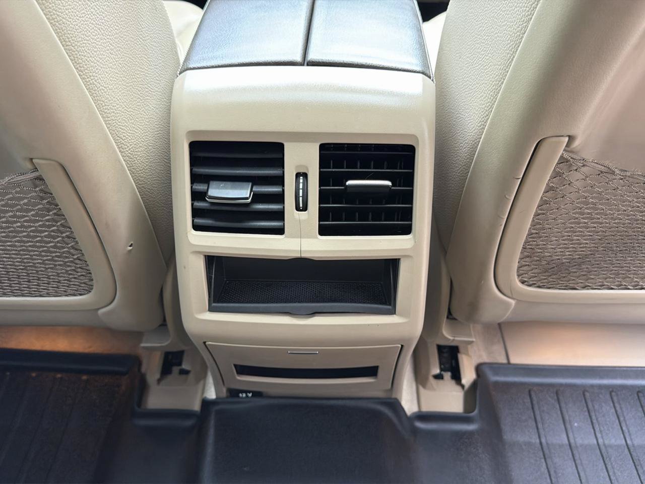 Used 2015 Mercedes-Benz GL 450 4MATIC image 27
