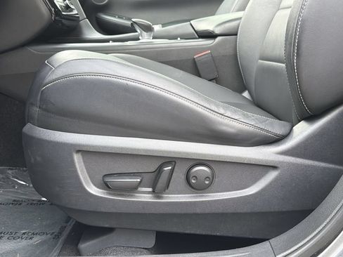 Used 2021 INFINITI QX50 Luxe w/ Cargo Package AWD/4WD image 25