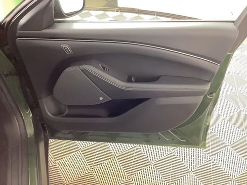 Used 2025 Ford Mustang Mach-E Premium image 10