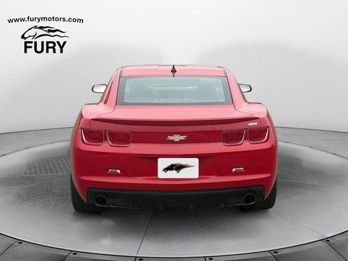 Used 2011 Chevrolet Camaro SS RWD image 4