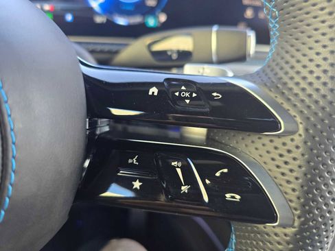 Used 2025 Mercedes-Benz G 580 w/ EQ Technology image 32