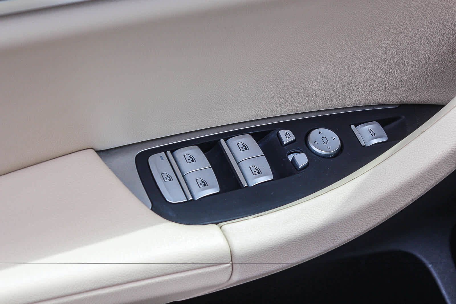 Used 2023 BMW X3 sDrive30i w/ Convenience Package RWD image 19
