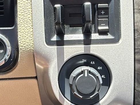 Used 2015 Ford Expedition Max Limited image 13