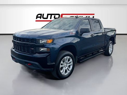 Used 2021 Chevrolet Silverado 1500 Custom Trail Boss AWD/4WD image 3