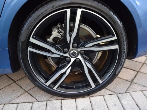 Used 2020 Volvo S90 T6 R-Design image 85