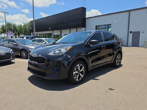 Used 2020 Kia Sportage LX FWD image 4